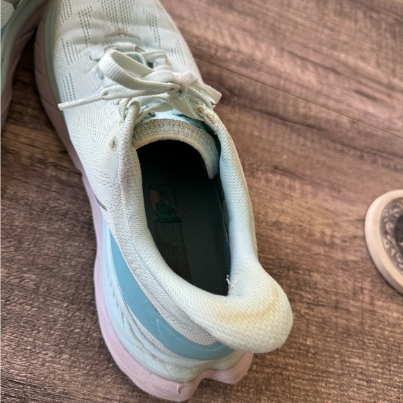 Women’s Hoka Size 10 shoes - Picture 5 of 9